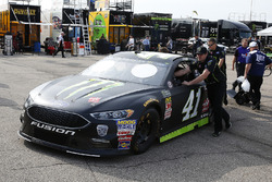 Kurt Busch, Stewart-Haas Racing, Ford Fusion Monster Energy / Haas Automation