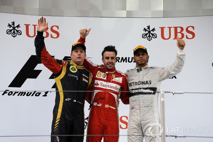 Em 2013, Alonso venceu apenas uma vez, na China, à frente de Kimi Raikkonen, da Lotus, e Hamilton, já na Mercedes