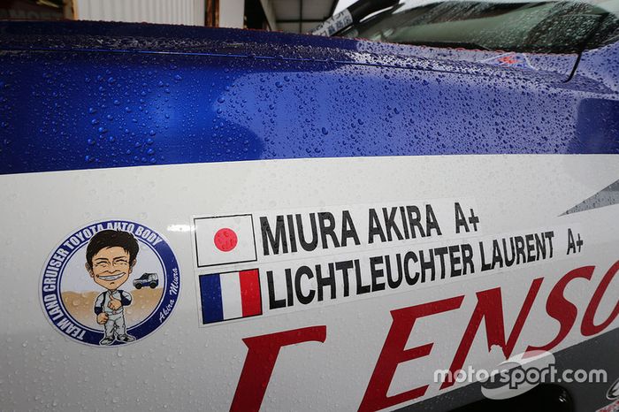 Los equipos se preparan en Le Havre para el largo viaje a Lima, Perú