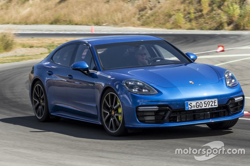 Porsche Panamera 2018 Turbo S E-Hybrid