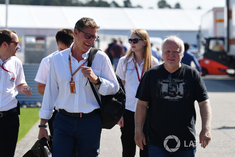 Bernd Maylander, pilota della FIA Safety Car e Norbert Vettel