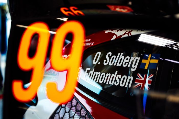 Oliver Solberg, Elliott Edmondson, Toyota Gazoo Racing WRT Toyota GR Yaris Rally1