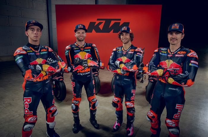 Pedro Acosta, Red Bull KTM Factory Racing, Brad Binder, Red Bull KTM Factory Racing, Enea Bastianini, Red Bull KTM Tech 3, Maverick Vinales, Red Bull KTM Tech 3
