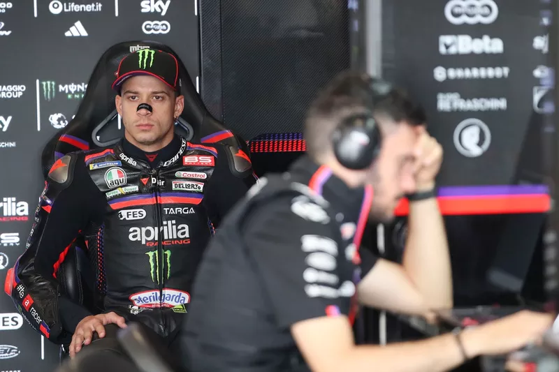 Marco Bezzecchi, Aprilia Racing