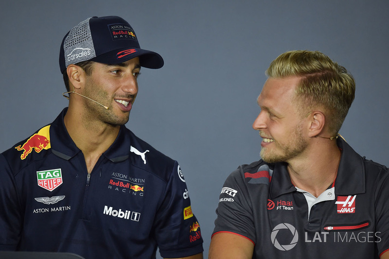 Daniel Ricciardo, Red Bull Racing y Kevin Magnussen, Haas F1