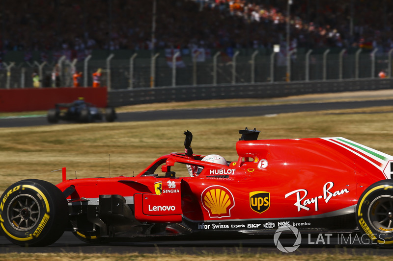 Race winner Sebastian Vettel, Ferrari SF71H