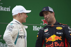 Podium: race winner Daniel Ricciardo, Red Bull Racing, second place Valtteri Bottas, Mercedes-AMG F1