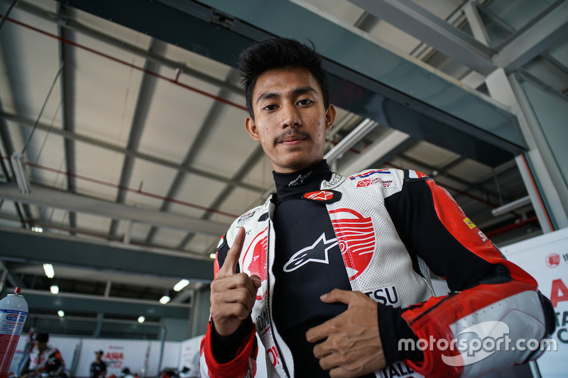 Lucky Hendriansya