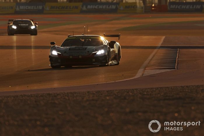 #54 Vista AF Corse Ferrari 296 LMGT3: Thomas Flohr, Francesco Castellacci, Davide Rigon