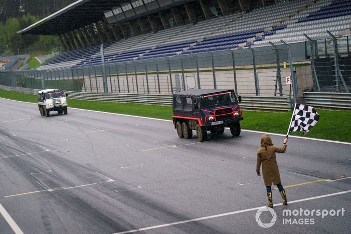 Max Verstappen, Sergio Pérez, Yuki Tsunoda, Pierre Gasly