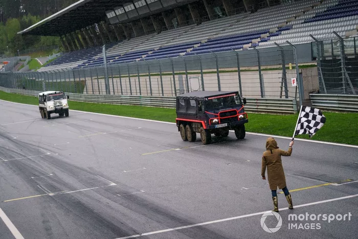Max Verstappen, Sergio Pérez, Yuki Tsunoda, Pierre Gasly