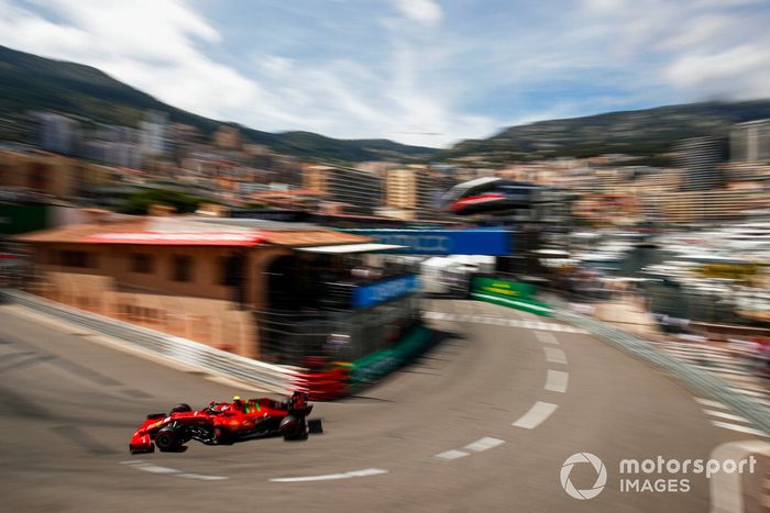 Carlos Sainz Jr., Ferrari SF21  