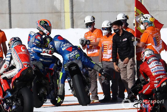 Ganador Joan Mir, Team Suzuki MotoGP, segundo lugar Alex Rins, Team Suzuki MotoGP