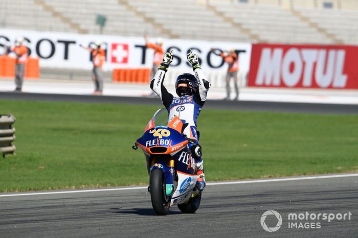 Hector Garzo, Pons HP40