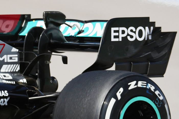 Detalle del alerón trasero del Mercedes F1 W12
