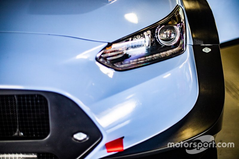Hyundai Veloster N TCR