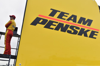 Joey Logano, Team Penske, Ford Fusion Shell Pennzoil
