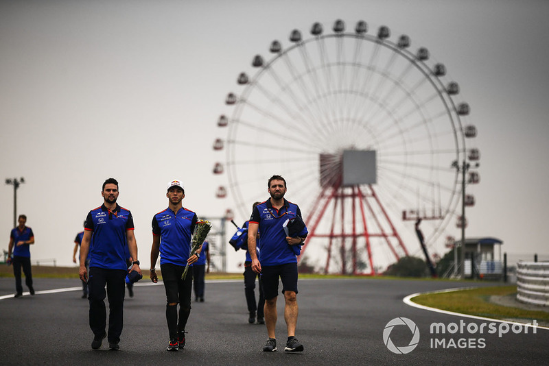 Pierre Gasly, Scuderia Toro Rosso, walks the track