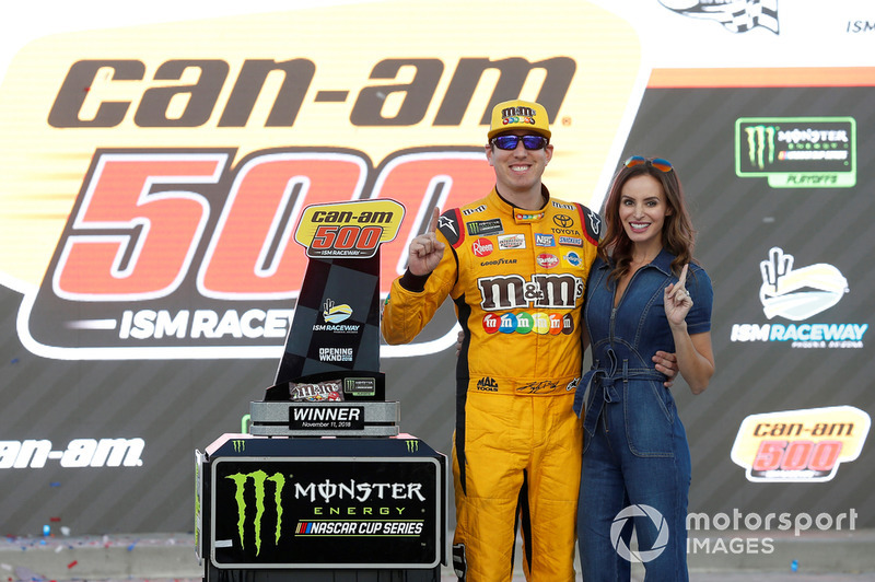 Race winner Kyle Busch, Joe Gibbs Racing, Toyota Camry M&M's