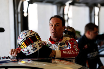 Kevin Harvick, Stewart-Haas Racing, Ford Fusion Mobil 1