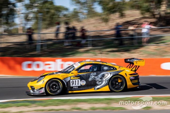 #911 Absolute Racing Porsche GT3 R: Mathieu  Jaminet, Patrick Pilet, Matt Campbell