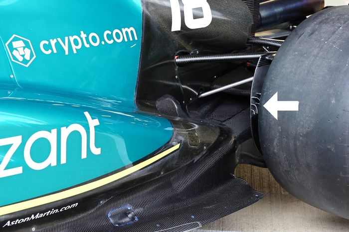 Detalle del freno trasero del Aston Martin AMR22