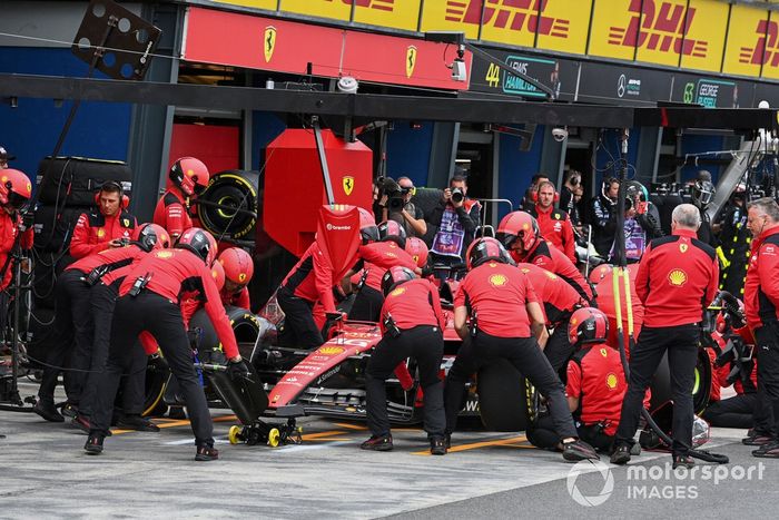 Charles Leclerc, Ferrari SF-23, in the pits during practice