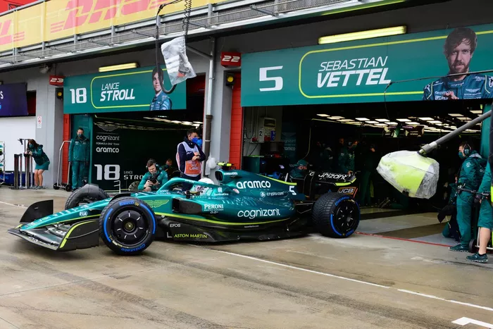 Sebastian Vettel, Aston Martin AMR22