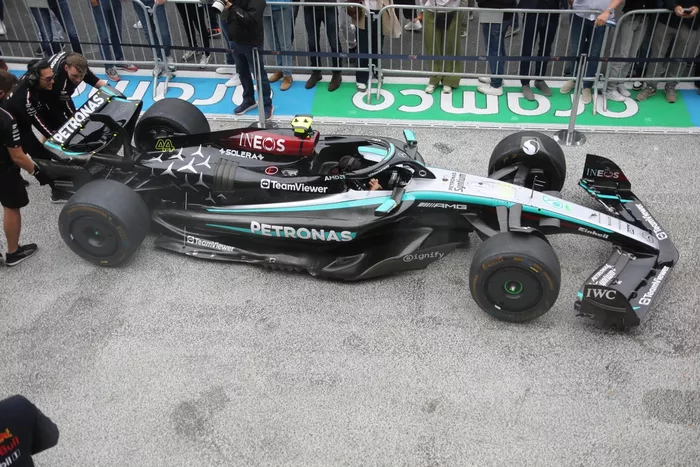 Mercedes W15 détails techniques