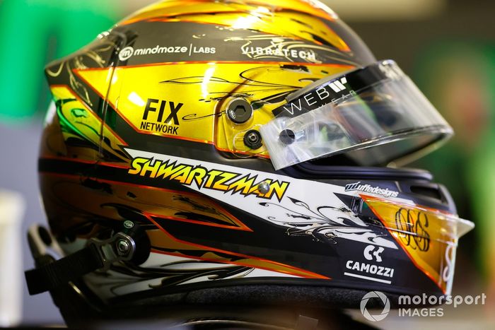 Casco de Robert Shwartzman, Stake F1 Team KICK Sauber 