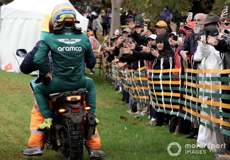 Fernando Alonso, Aston Martin Racing