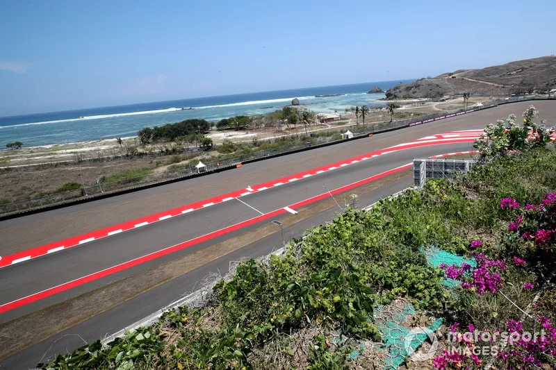 Track overview
