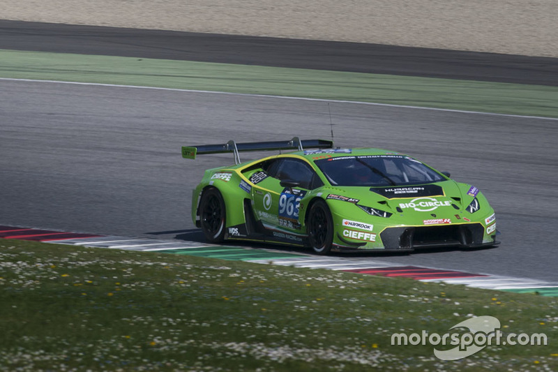 #963 GRT Grasser Racing Team Lamborghini Huracan GT3: Rolf Ineichen, Marc Ineichen, Adrian Amstutz, 