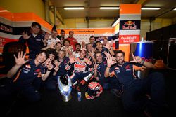 Ganador, Marc Márquez, Repsol Honda Team celebra con el equipo