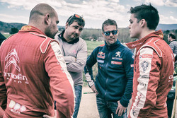 Terry Folb und Franck Le Floch mit Sébastien Loeb und Daniel Elena,