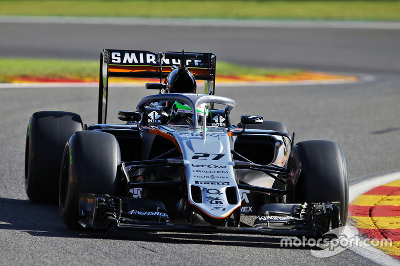 Force India VJM09, halo in teamkleuren