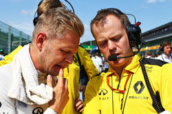 Kevin Magnussen, Renault Sport F1 Team op de grid