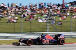 Carlos Sainz Jr, Scuderia Toro Rosso STR11