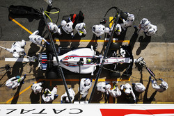 Practice pitstop for Felipe Massa, Williams FW40