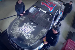 Sonderdesign von Tony Stewart für sein letztes Rennen