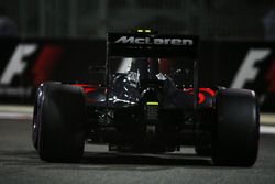 Jenson Button, McLaren MP4-31