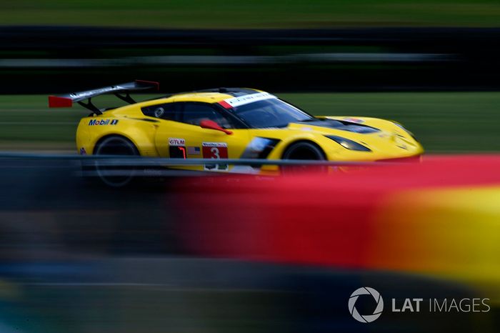 #3 Corvette Racing Chevrolet Corvette C7.R: Antonio Garcia, Jan Magnussen