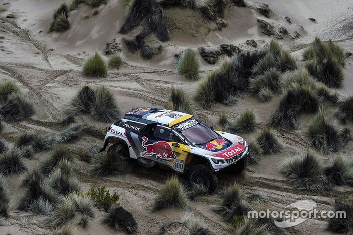 #300 Peugeot Sport Peugeot 3008 DKR: Stéphane Peterhansel, Jean-Paul Cottret