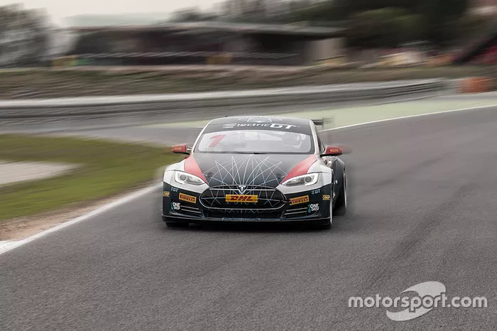 Tesla Model S P85 