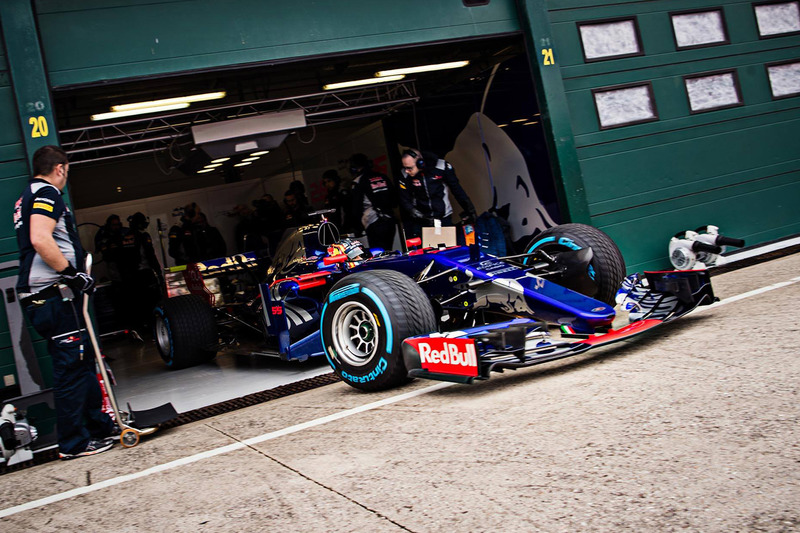 Carlos Sainz Jr., Toro Rosso STR12