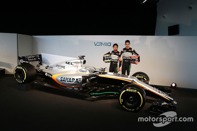 (L to R): Sergio Perez, Sahara Force India F1 and team mate Esteban Ocon, Sahara Force India F1 Team with the Sahara Force India F1 VJM10