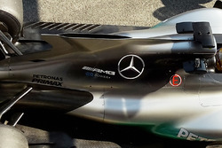 Lewis Hamilton, Mercedes AMG F1 W08 avec l'aileron de requin ouvert