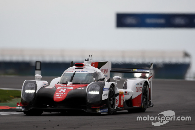 #8 Toyota Gazoo Racing Toyota TS050 Hybrid: Anthony Davidson, Sébastien Buemi, Kazuki Nakajima