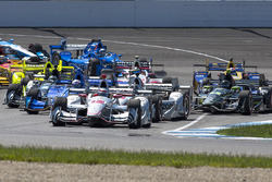 Start: Will Power, Team Penske Chevrolet leads