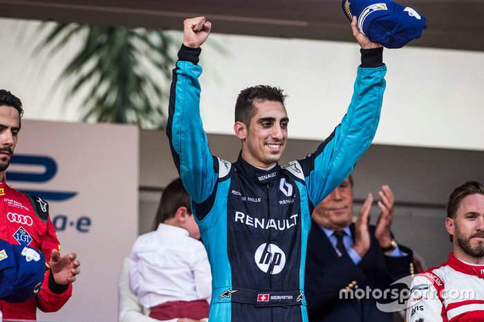 Podio: ganador de la carrera Sébastien Buemi, Renault e.Dams